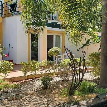 דירה 2 Bedroom Groundfloor Swimming Pool