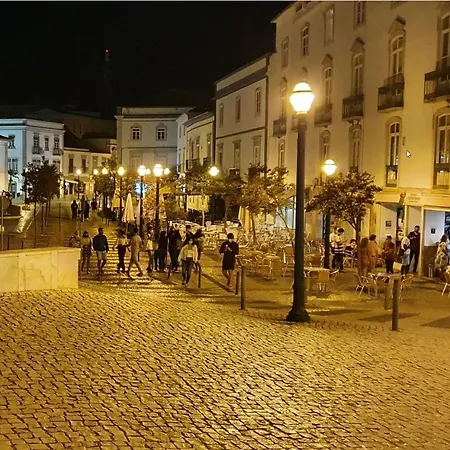 2 Bedroom Groundfloor Swimming Pool דירה *