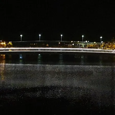 דירה 2 Bedroom Groundfloor Swimming Pool טאווירה