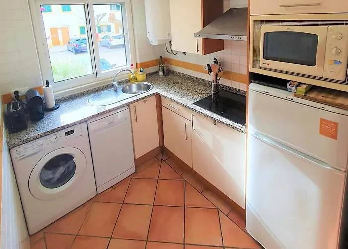 2 Bedroom Groundfloor Swimming Pool Apartment Tavira