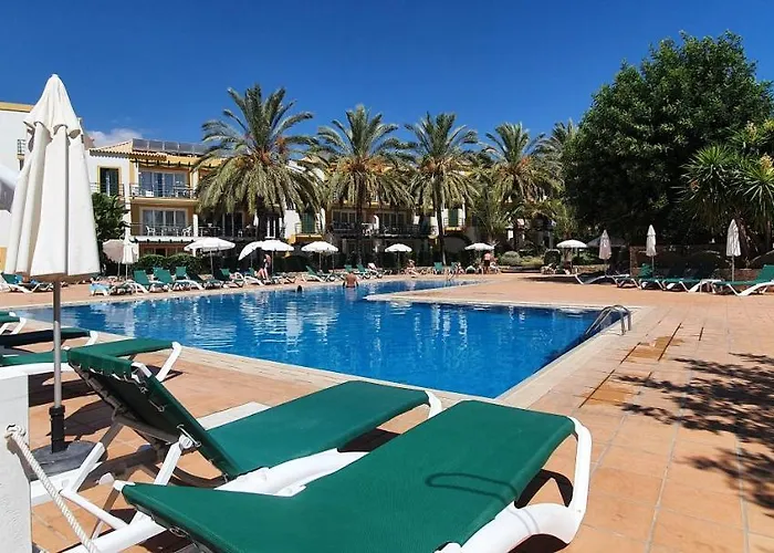 2 Bedroom Groundfloor Swimming Pool تافيرا