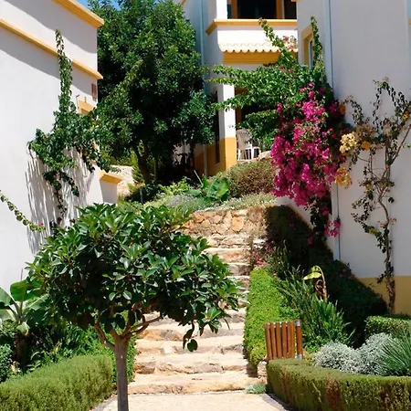 2 Bedroom Groundfloor Swimming Pool Διαμέρισμα *